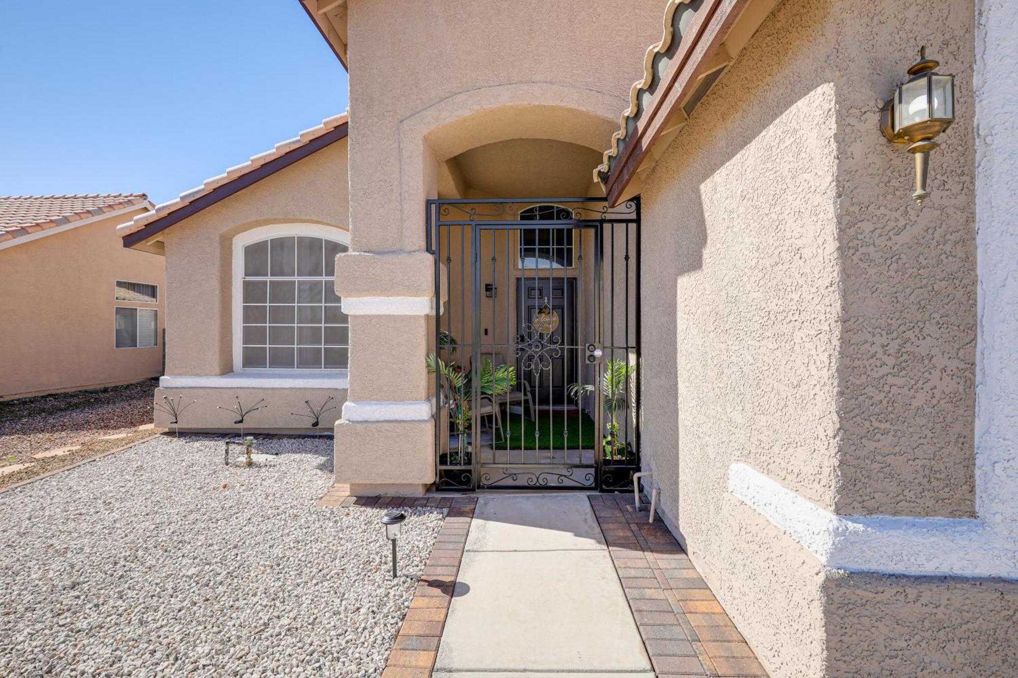 Las Vegas Home With Covered Patio About 5 Mi To Strip! Exterior photo