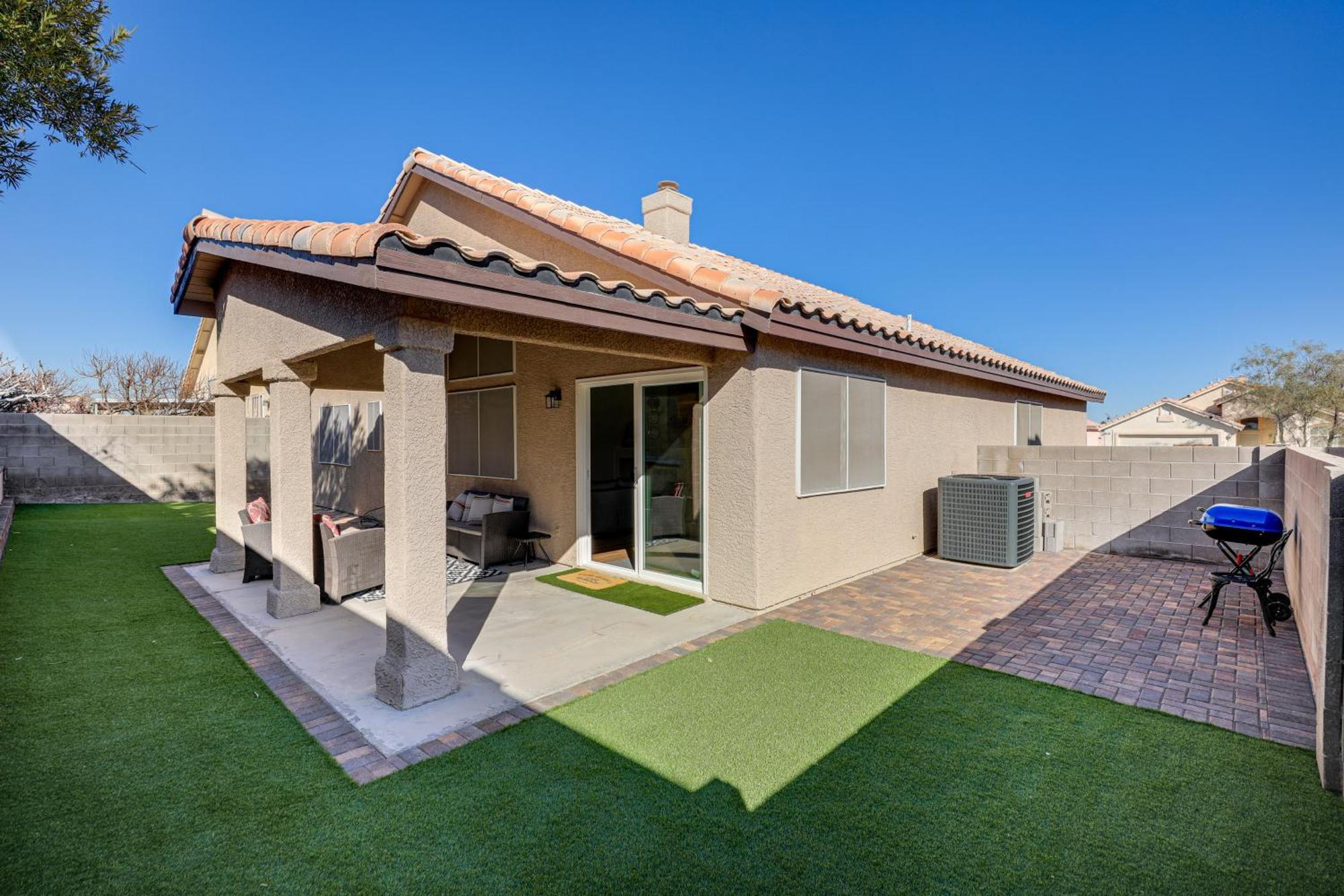 Las Vegas Home With Covered Patio About 5 Mi To Strip! Exterior photo